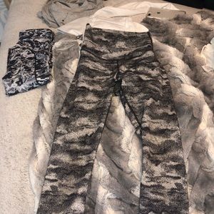 lululemon crops grey